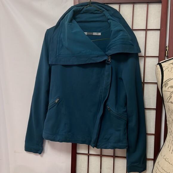 ATHLETA TEAL ASYMMETRICAL FILL ZIP SWEATSHIRT SIZE M - Picture 7 of 7